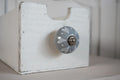 Pomello per mobili grigio con cuori e pois, 4 cm, Isabelle Rose