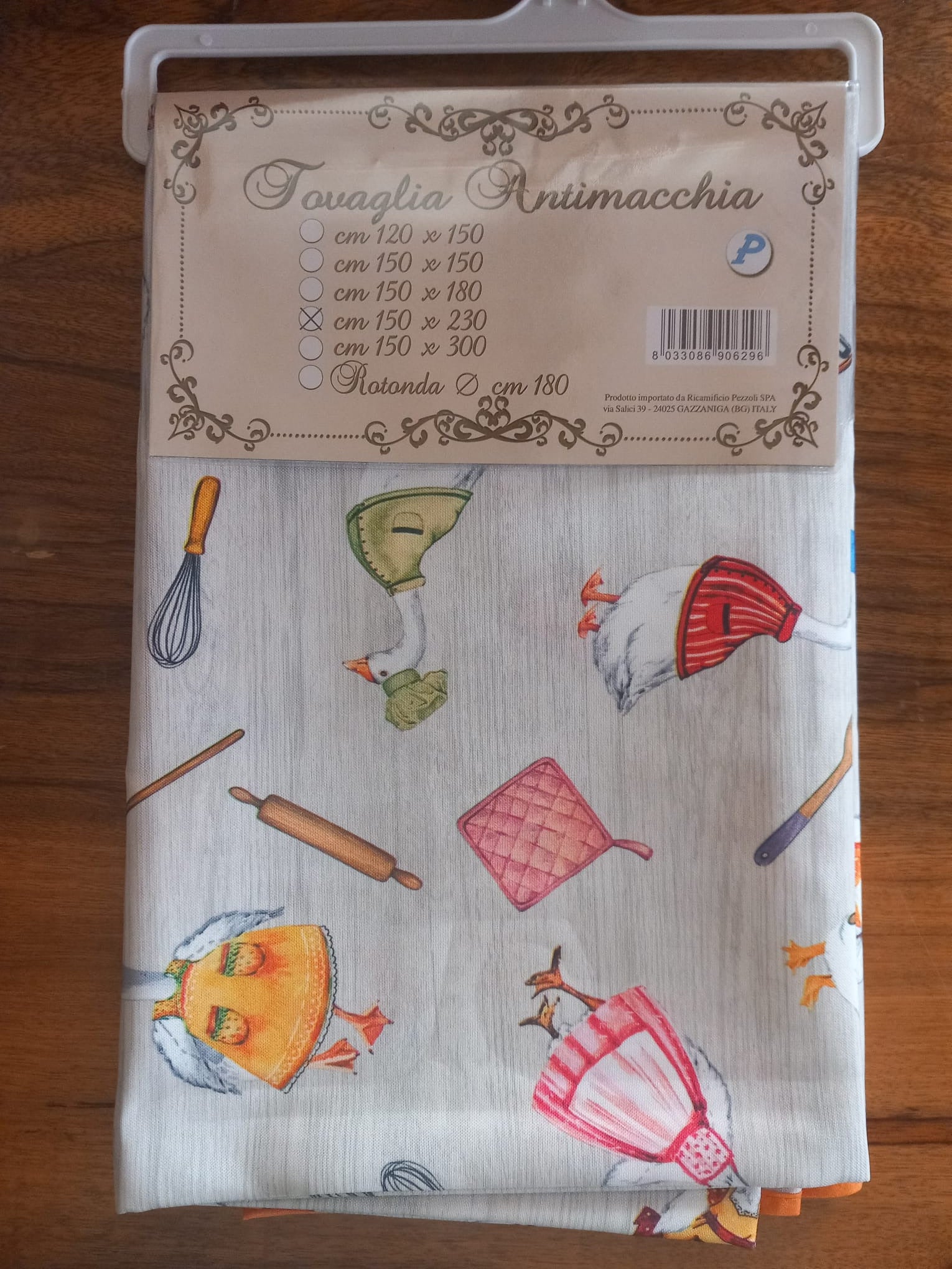 Tovaglia antimacchia 150x230 oche in cucina